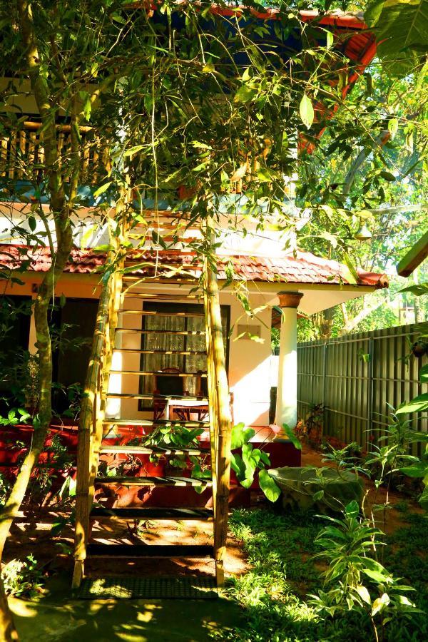 Marari John'S Beach Appartement Mararikulam Buitenkant foto