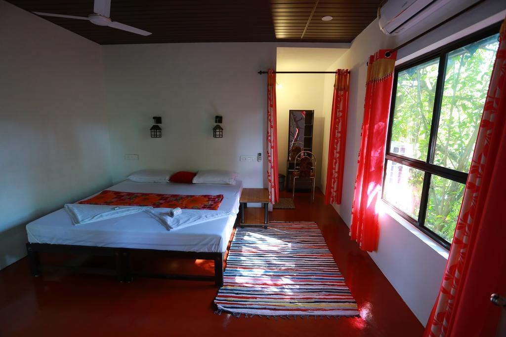 Marari John'S Beach Appartement Mararikulam Buitenkant foto